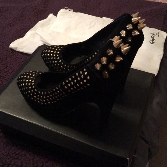 NWOT Qupid Luxe Venture Spiked Heels - Picture 3 of 8
